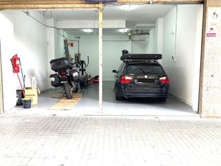 Local comercial en alquiler en Les Planes en Hospitalet de Llobregat, L´