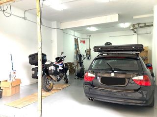 Local comercial en alquiler en Les Planes en Hospitalet de Llobregat, L´