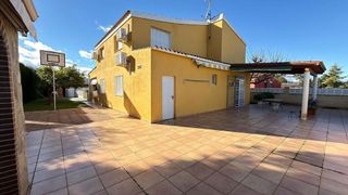 Chalet en venta en Vilamarxant