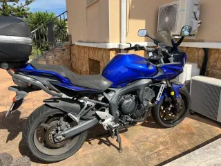 Yamaha FZ6 Naked Azul