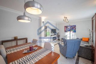 Casa adosada en venta en Ogíjares
