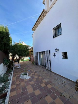 Chalet en venta en Montequinto en Dos Hermanas