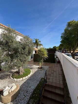 Chalet en venta en Montequinto en Dos Hermanas