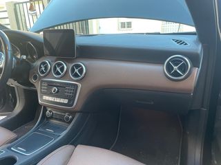 Mercedes-Benz Clase A 200 AMG Sport Automático