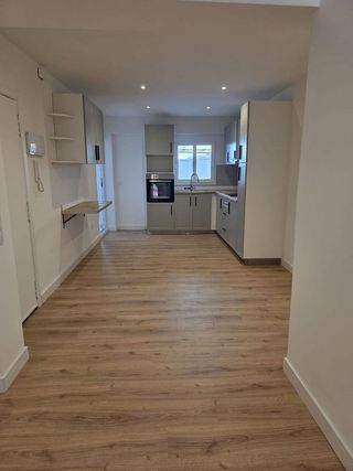 Piso en venta en Avda. de Abril. - 9 de octubre en Sagunto