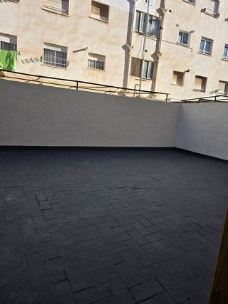 Piso en venta en Avda. de Abril. - 9 de octubre en Sagunto