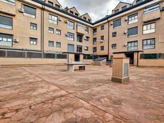 Piso en venta en Velilla de San Antonio