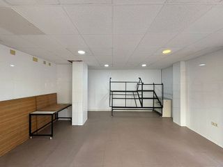 Local comercial en venta en Andújar