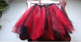 Conjunto Corsé y Falda Tutú Rojo y Negro