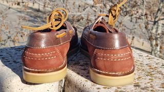 Mocasines de piel marrón