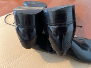 Zapatos de vestir negros, elegantes