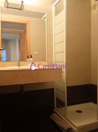 Piso en venta en Santa Rosa - Valdeolleros en Córdoba