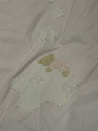 Colcha y chichonera cuna Tuc Tuc