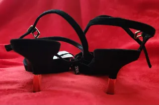 Zapatos de tacón Zara Talla 36