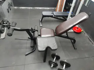 Banco de  entreno  cuadriceps femoral  2 mancuerna