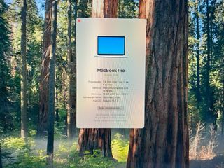 MacBook Pro A1990 I7 16GB 512GB AMD560X