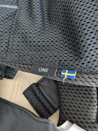 Mochila Portabebés BabyBjörn One Negra