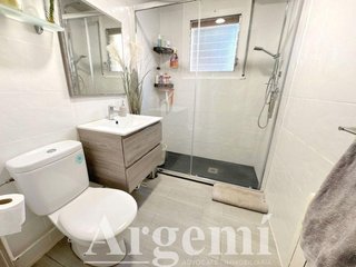 Chalet en venta en Palau-solità i Plegamans