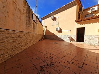 Casa pareada en venta en Guadix