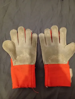 Guantes de portero Adidas Predator 4 y 5 años