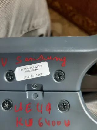 Base o pie TV Samsung UE49KU6400U