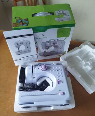 Máquina de coser UFR-705