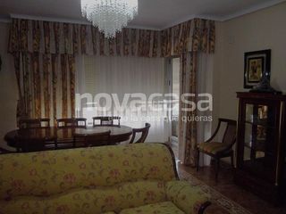 Piso en venta en Feria en Albacete