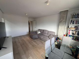 Piso en venta en Dolores