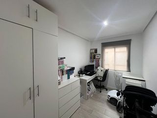 Piso en venta en Dolores