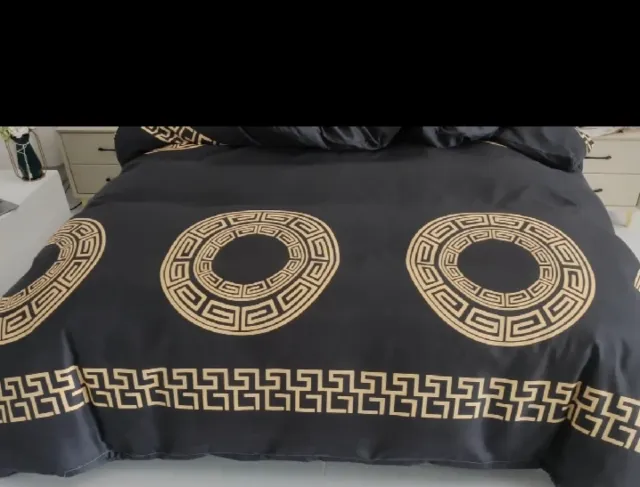 Outlet:Juego Funda Nórdica Negro/Dorado 200x300cm