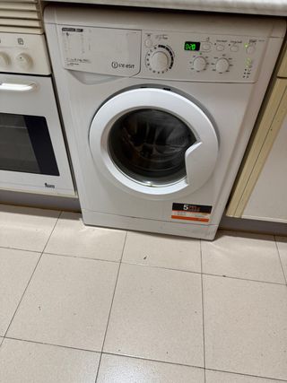 Lavadora In-esit en buen estado