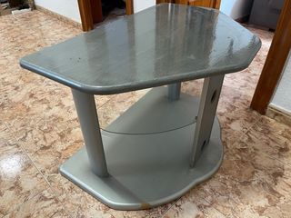 Tavolo TV in cristallo