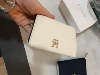 Portafoglio donna Tommy Hilfiger