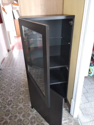 Vitrina Besta IKEA Madera y Cristal