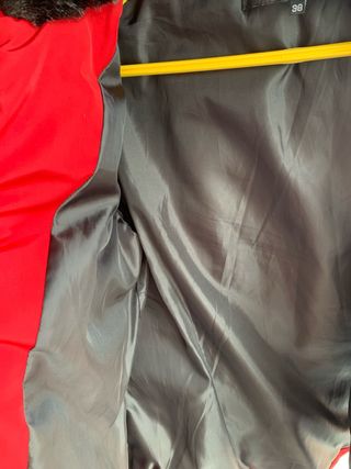 Cazadora corta roja Fórmula Joven