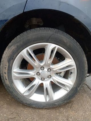 100517 tubo land rover range rover velar