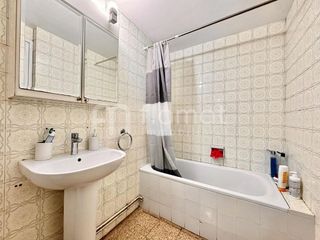 Piso en venta en Eixample Nord – La Devesa en Girona