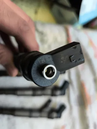 Inyectores BMW 320 (4 unidades)