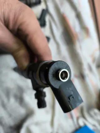 Inyectores BMW 320 (4 unidades)