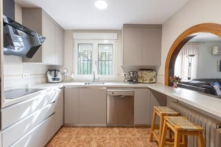 Chalet en venta en Otura