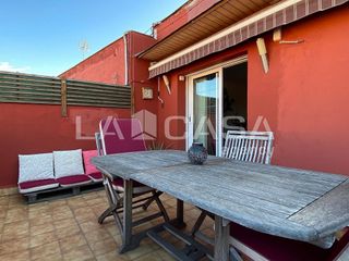 Piso en venta en Fondo en Santa Coloma de Gramanet