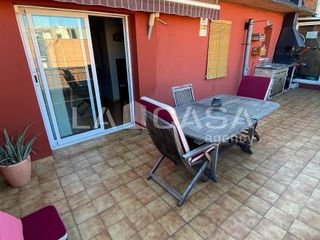 Piso en venta en Fondo en Santa Coloma de Gramanet