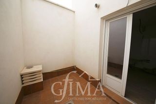 Casa adosada en venta en Tomelloso