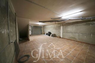 Casa adosada en venta en Tomelloso