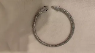 Collar Serpiente Plateada con Circonitas