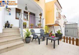 Casa adosada en venta en Otura