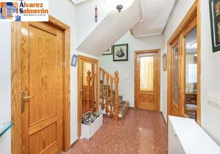 Casa adosada en venta en Otura