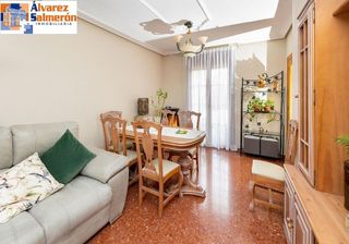 Casa adosada en venta en Otura