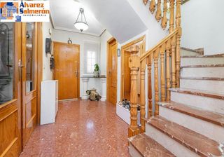Casa adosada en venta en Otura