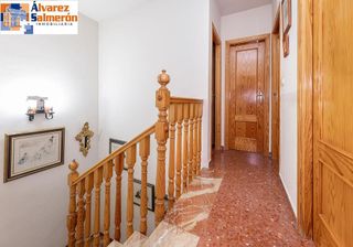 Casa adosada en venta en Otura